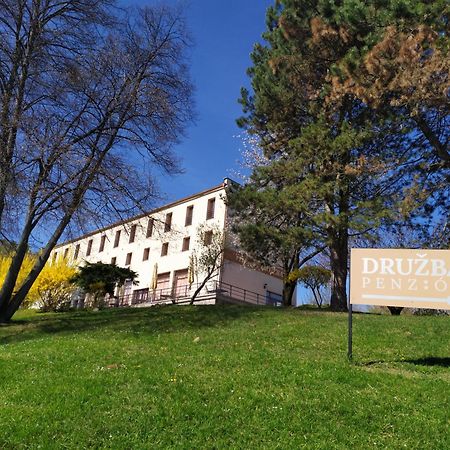 Penzion Druzba Bojnice Extérieur photo